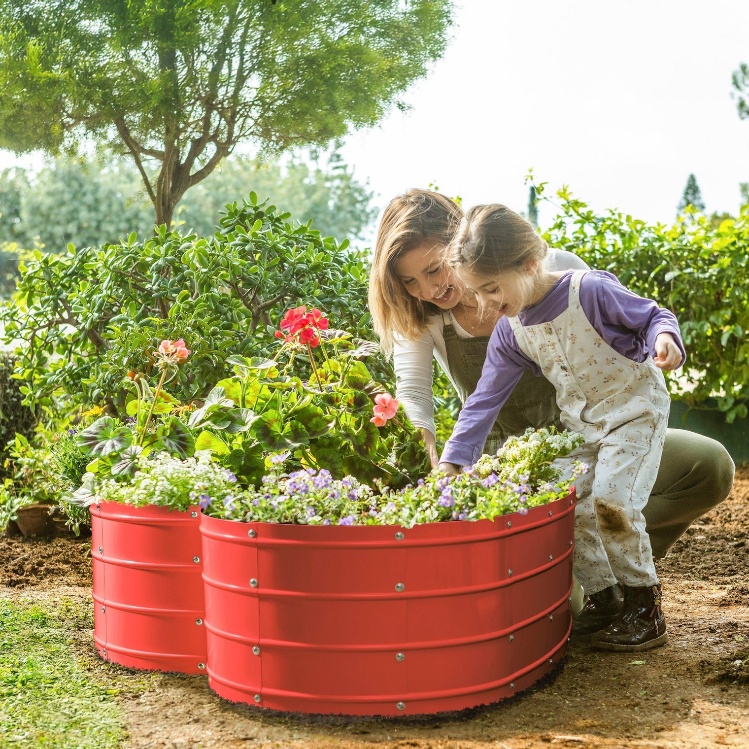 3x3x1 ft Red Heart Shaped Raised Garden Bed